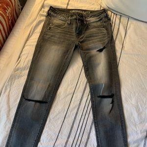 American eagle grey/black distressed jeans!